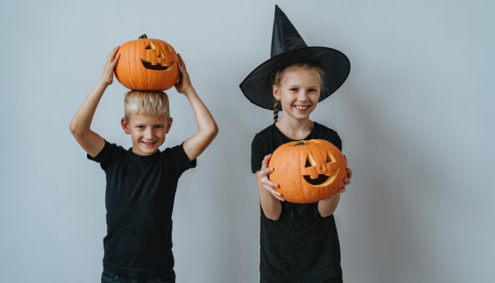 Super Easy Witch Halloween Costumes for Kids